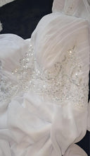 Charger l'image dans la galerie, Robe de Mariée GAIA Blanche - Mesures Personnalisées - Collection Soft et Chic 2023 - Modèle d'Expo