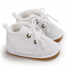 Charger l'image dans la galerie, Mocassin Effet Daim - 0 au 18 mois - 3 Nuances au choix !