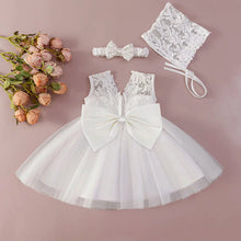 Charger l'image dans la galerie, Robe de Baptême LOUISON - 3 mois au 24 mois - Collection 2026