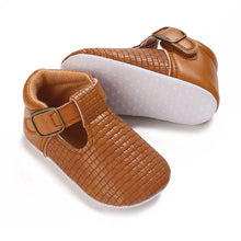 Charger l'image dans la galerie, Chaussure Souple Effet Cuir Tressé - 0 au 18 mois - 2 coloris Brun - Noir