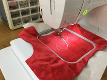 Charger l'image dans la galerie, Robe GRETEL - Brodée à l'initiale de votre enfant - 12 mois au 12 ans