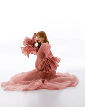 Charger l'image dans la galerie, Robe de maternité Rêverie pour shooting photo - Collection Glamour