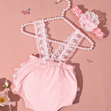 Charger l'image dans la galerie, Ensemble Barboteuse Bretelles Dentelle Satin et son Bandeau Noeud - NOUVEAUTE