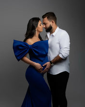 Charger l'image dans la galerie, Robe de maternité Fascination pour shooting photo et Baby Shower - Collection Glamour