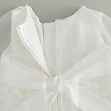 Charger l'image dans la galerie, Robe de Baptême LILY - 3 mois au 24 mois - Collection 2025 - Marque