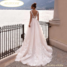 Charger l'image dans la galerie, MELVINA - Collection Bohème Romance 2024