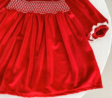 Charger l'image dans la galerie, Robe Smockée Velours Rouge et Petits Noeuds - 2 ans au 6 ans