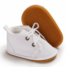 Charger l'image dans la galerie, Mocassin Effet Daim - 0 au 18 mois - 3 Nuances au choix !