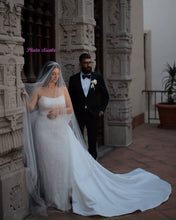 Charger l'image dans la galerie, ANADIA - Collection Privée Styliste L. K 2025