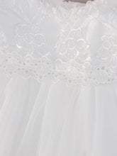 Charger l'image dans la galerie, Robe de Baptême Asymétrique CHARLINE - 3 mois au 24 mois