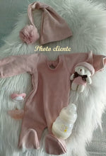Charger l'image dans la galerie, Ensemble 3 pièces - Combinaison - Bonnet de nuit et Peluche pour Photographie