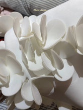 Charger l'image dans la galerie, Robe Cérémonie Styliste MAGNOLIA - Blanche ou Rose - 24 mois au 12 ans