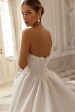 Charger l'image dans la galerie, CHARLOTTE - Collection Privée Styliste 2026 Marque L.H.