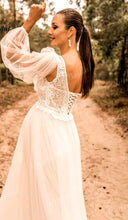 Charger l'image dans la galerie, SAPHIR - Bohème Romance 2025 R. BRIDAL