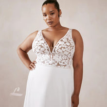 Charger l'image dans la galerie, EONA- Futures Mamans et Grandes Tailles - Bohème Romance 2025 R. BRIDAL