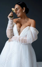 Charger l'image dans la galerie, OPALE - Bohème Romance 2025 E.V. Bridal