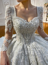 Charger l'image dans la galerie, ANNELISA- Collection Privée Luxe Amanda. N 2025 - 3 longueurs de traîne au choix !!!