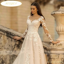 Charger l'image dans la galerie, MEEGAN - Collection Bohème Romance 2024 -