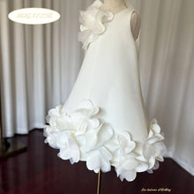 Charger l'image dans la galerie, Robe Cérémonie Styliste MAGNOLIA - Blanche ou Rose - 24 mois au 12 ans