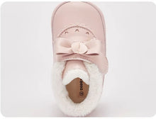 Charger l'image dans la galerie, Chaussures Rose Pâle - Pointure du 15 au 18 - Marque D.B