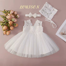 Charger l'image dans la galerie, Robe de Baptême LOUISON - 3 mois au 24 mois - Collection 2026