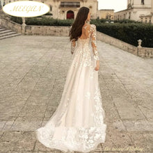 Charger l'image dans la galerie, MEEGAN - Collection Bohème Romance 2024 -