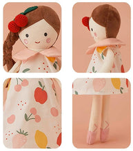 Charger l'image dans la galerie, Amis Câlins - Poupée CERISE