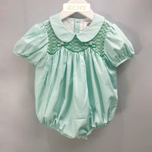Charger l'image dans la galerie, Barboteuse Smockée et Brodée ALICE - De 3 mois au 12 mois - Marque espagnole