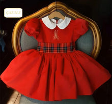 Charger l'image dans la galerie, Robe GRETEL - Brodée à l'initiale de votre enfant - 12 mois au 12 ans
