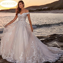 Charger l'image dans la galerie, MARITZA - Collection Romance 2024