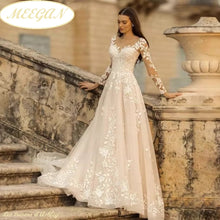 Charger l'image dans la galerie, MEEGAN - Collection Bohème Romance 2024 -