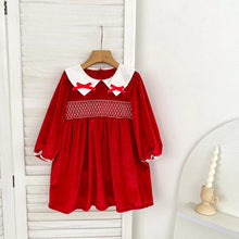 Charger l'image dans la galerie, Robe Smockée Velours Rouge et Petits Noeuds - 2 ans au 6 ans