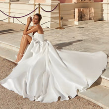 Charger l'image dans la galerie, SOLVANG- Collection Privée Styliste 2026