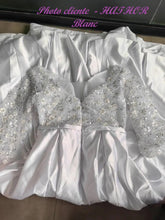 Charger l'image dans la galerie, HATHOR - Futures Mamans et Grandes Tailles - Elégance 2024 E.V. Bridal