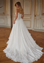 Charger l'image dans la galerie, SAVANNAH - Collection Privée Styliste 2026 Marque SARAH