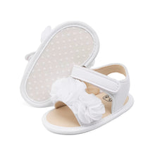 Charger l'image dans la galerie, Sandale Cérémonie Fleur - 2 nuances au choix Dorée ou Blanche