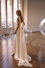 Charger l'image dans la galerie, SUNRISE - Collection Privée Styliste L. K 2026