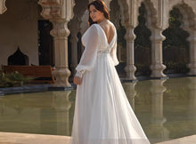 Charger l'image dans la galerie, TOPAZE - Futures Mamans et Grandes Tailles - Bohème Romance 2025 E.V. Bridal