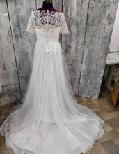 Charger l'image dans la galerie, VIVIANE - Collection Bohème Romance - Collection 2026 R. Bridal