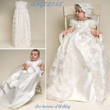 Charger l'image dans la galerie, Robe de Baptême en Satin et Dentelle Fine ANGELINE et son Petit Béguin - 3 mois au 24 mois