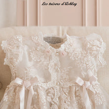 Charger l'image dans la galerie, Robe de Baptême en Satin et Dentelle Fine ANGELINE et son Petit Béguin - 3 mois au 24 mois