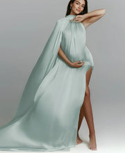 Charger l&#39;image dans la galerie, Robe Cape de maternité pour shooting photo et Baby Shower - Collection Glamour - NOUVEAUTE !!!
