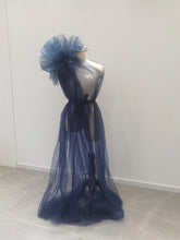 Charger l'image dans la galerie, Robe de Maternité Asymétrique en Tulle transparent - 5 Nuances au choix
