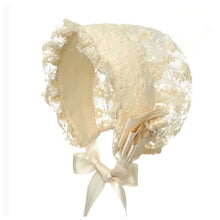 Charger l&#39;image dans la galerie, Béguin de Baptême en Dentelle Noeud Satin - Blanc ou Champagne
