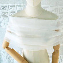 Charger l&#39;image dans la galerie, Etole de Mariage en Tulle Drapé
