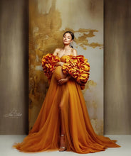 Charger l&#39;image dans la galerie, Robe de maternité Hazel pour shooting photo et Baby Shower - Collection Glamour - NOUVEAUTE !!!
