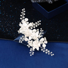 Charger l'image dans la galerie, Peignes à cheveux Floral Perlé pour Mariée
