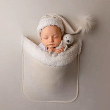 Charger l'image dans la galerie, Ensemble Accessoire Noël Bonnet et Poche pour Shooting Photo Bébé
