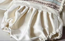 Charger l'image dans la galerie, Ensemble THOMAS Ecru Satiné - 0 au 24 mois
