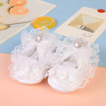 Charger l&#39;image dans la galerie, Chausson de Baptême ou de Cérémonie - Dentelle - 0 au 18 mois - 2 Nuances Blanc ou Rose
